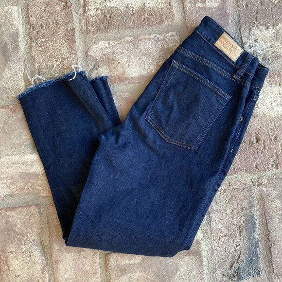 BDG Urban Outfitters AXYL High Rise Raw Hem Dark Wash Jeans Size 30 - Picture 12 of 14